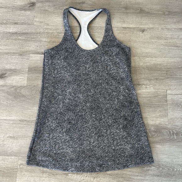Lululemon Gray Racerback Tank Size M - Picture 4 of 9